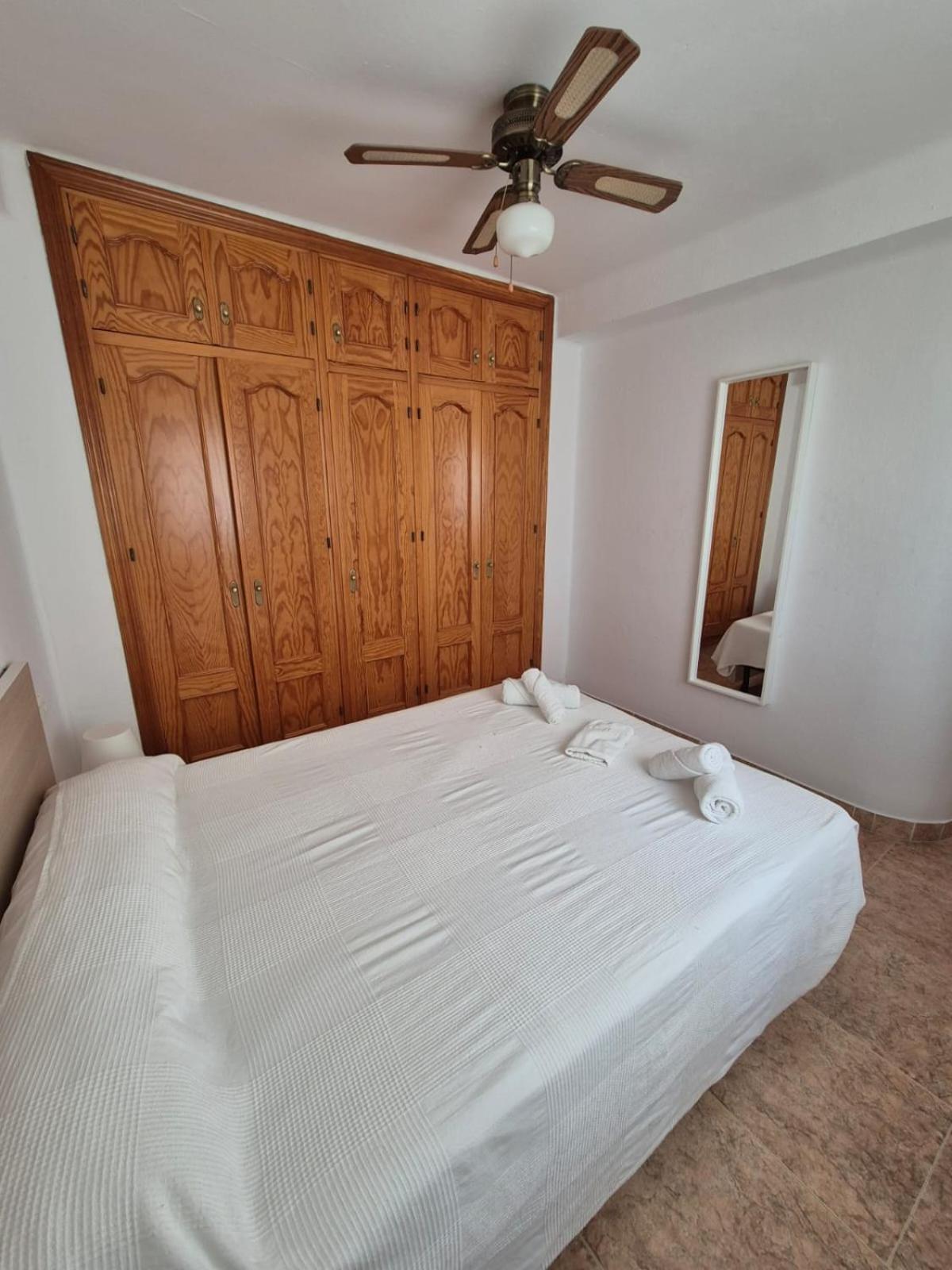 3ºb Escobar Apartment เนร์คา ภายนอก รูปภาพ